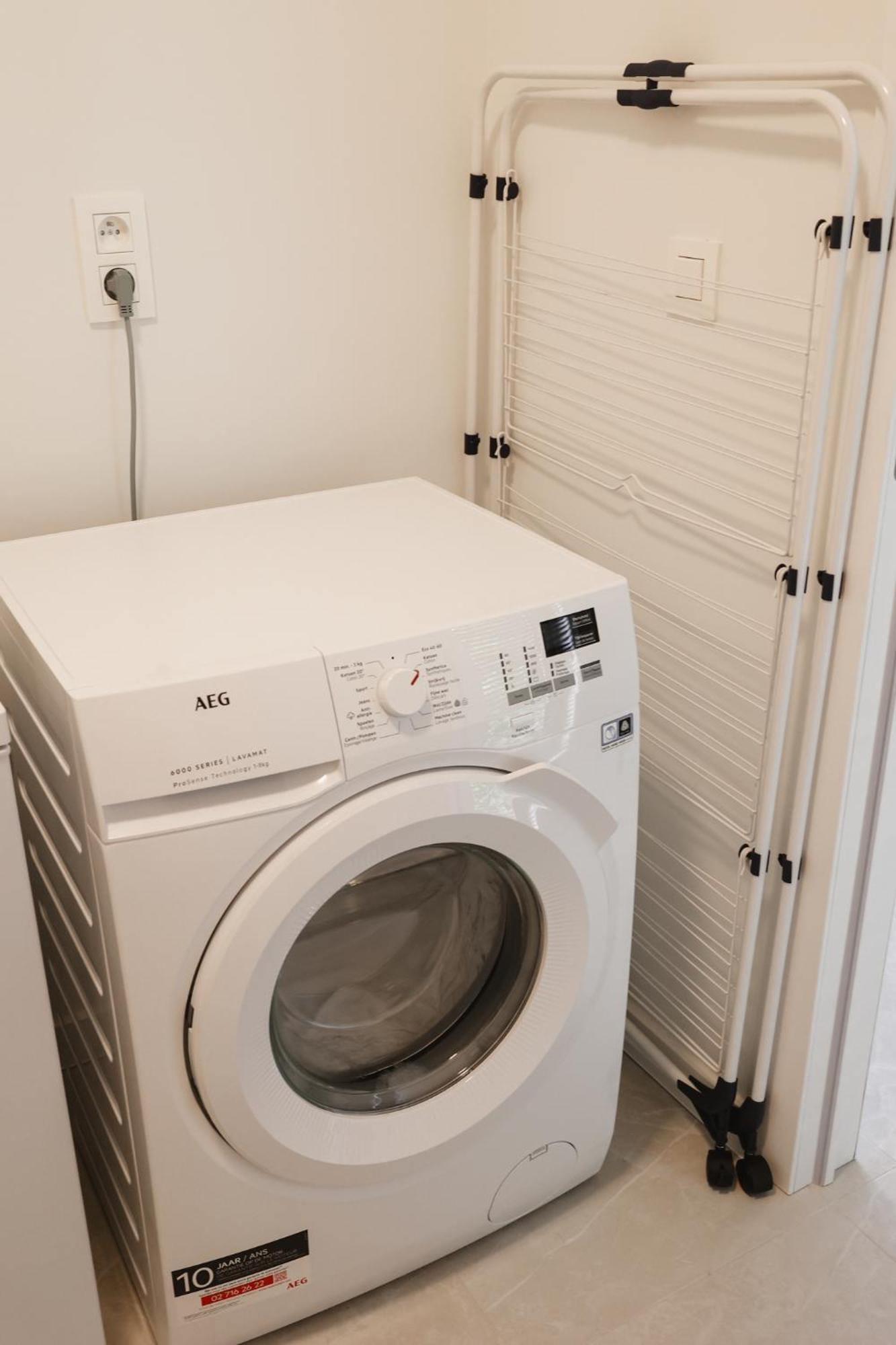 Brand New Apartment Sint-Niklaas Dış mekan fotoğraf