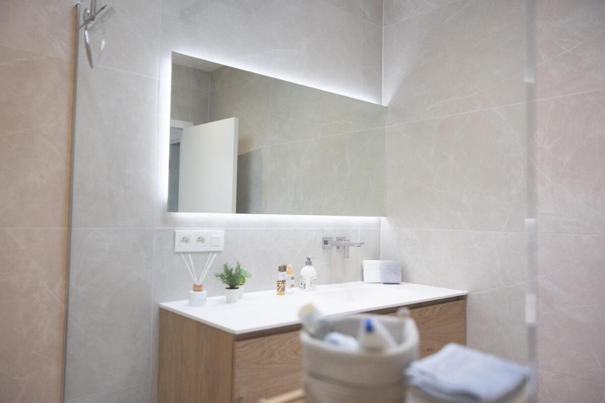 Brand New Apartment Sint-Niklaas Dış mekan fotoğraf